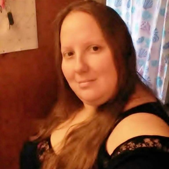 Meet your Posher - Picture 2 of 2